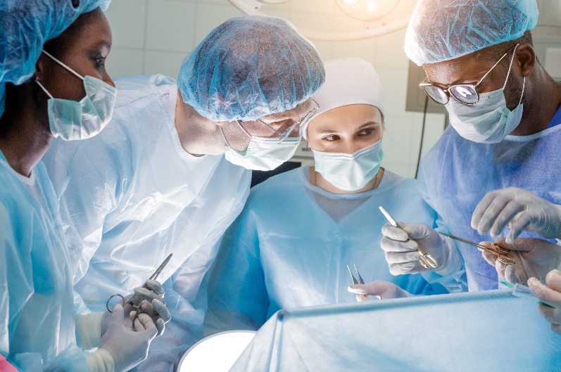 IA e chirurgia testa-collo: potenzialità e limiti nella previsione della degenza
