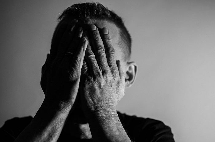 Dolore oncologico e rischio suicidario: l’urgenza di cure personalizzate