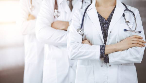 Medicina generale. Formazione specifica, domande entro il 27 luglio. Fimmg ai giovani medici: “È il momento di scegliere questa professione”
