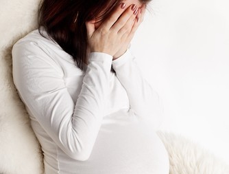Depressione perinatale in Asia meridionale: prevalenza e fattori di rischio