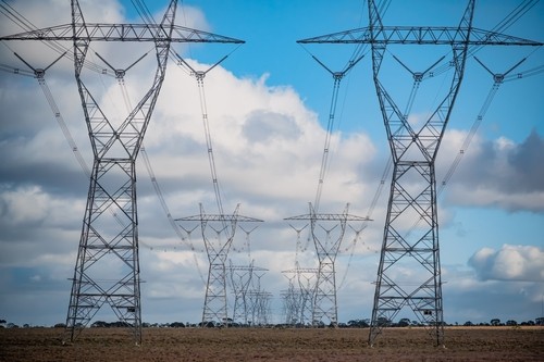 Energia. Ancora 655 milioni di persone senza elettricità nel mondo, a rischio l’obiettivo per il 2030