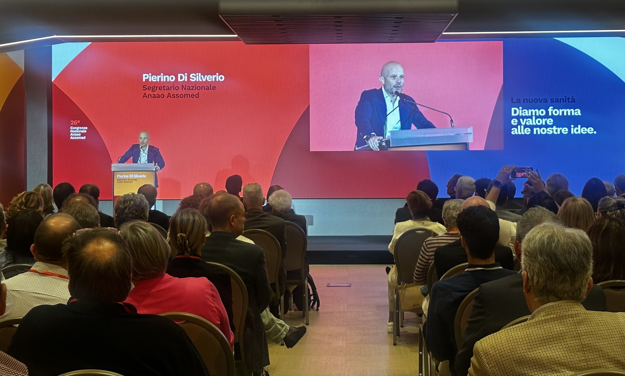 “Il Ssn è governato come una fabbrica di prestazioni. È ora di cambiare modello o crollerà”. L’Anaao lancia tre proposte per riformare la sanità