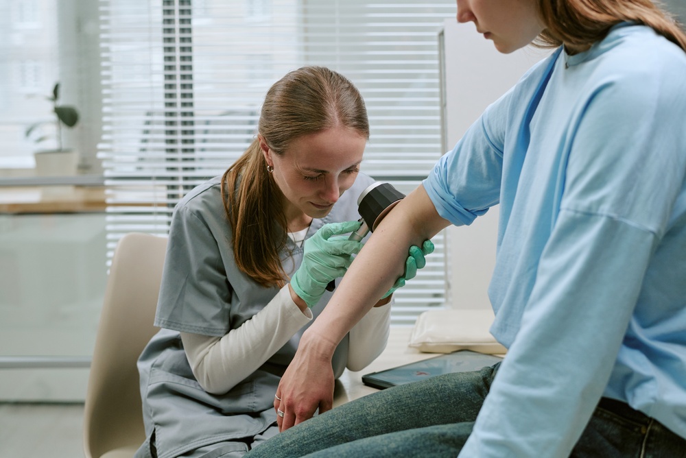 Melanoma, nuova legge apre agli screening. ADOI: “Passo avanti, ma dermatologo deve avere ruolo centrale”