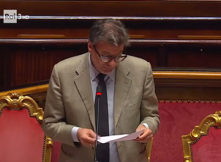 Enpam. Scontro M5S-Giorgetti sulle pensioni dei medici. Castellone: “Investimenti a rischio, c’è un’inchiesta della procura di Milano”