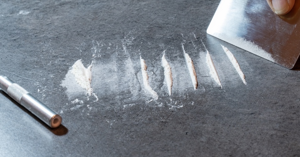 Tossicodipendenze. Meno utenti in carico ma più accessi ai servizi. Cresce il peso della cocaina, calano personale dei SerD e trattamenti farmacologici