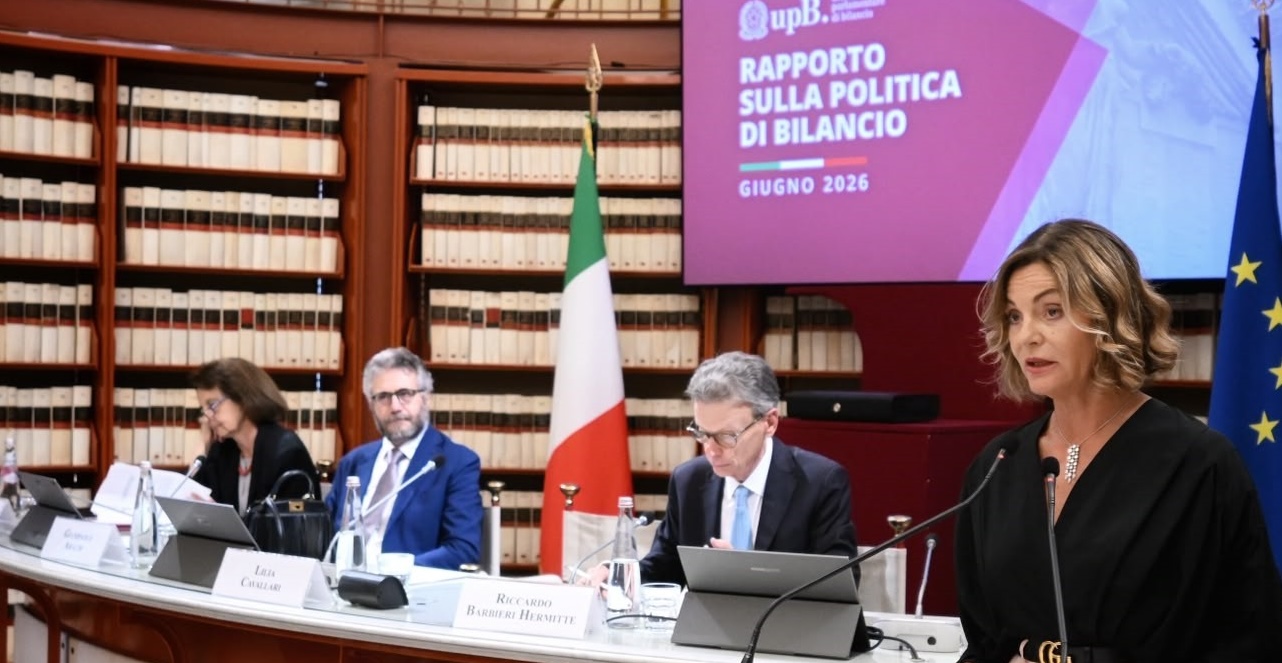 Sempre meno giovani, più anziani e salari in affanno. E la sostenibilità della sanità torna al centro del dibattito. Il Rapporto dell’UPB