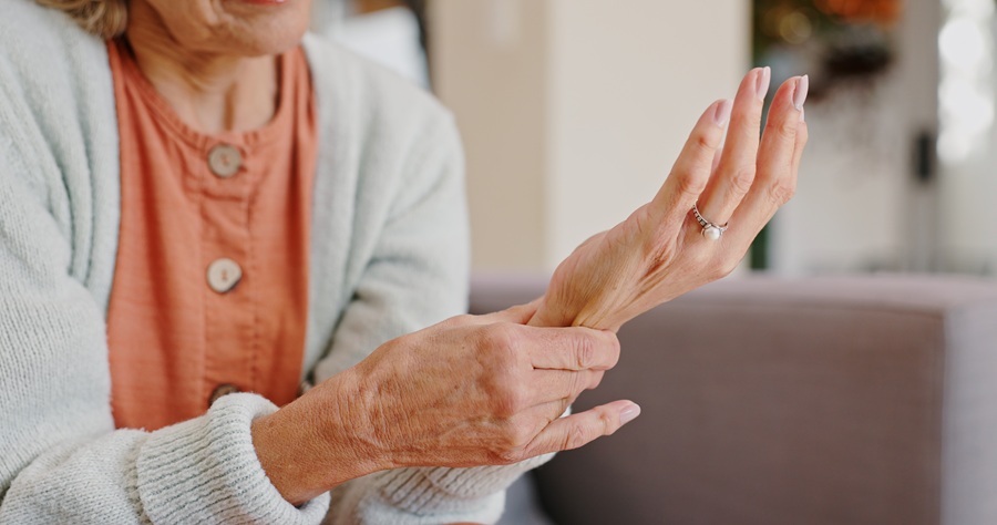 Fibromialgia, il più grande studio genetico identifica 26 fattori di rischio