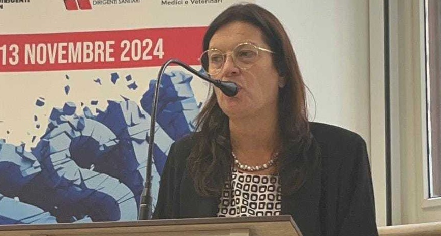 Ccnl Dirigenza Medica e sanitaria. Smi e Fvm: “Subito misure utili per gli specializzandi”