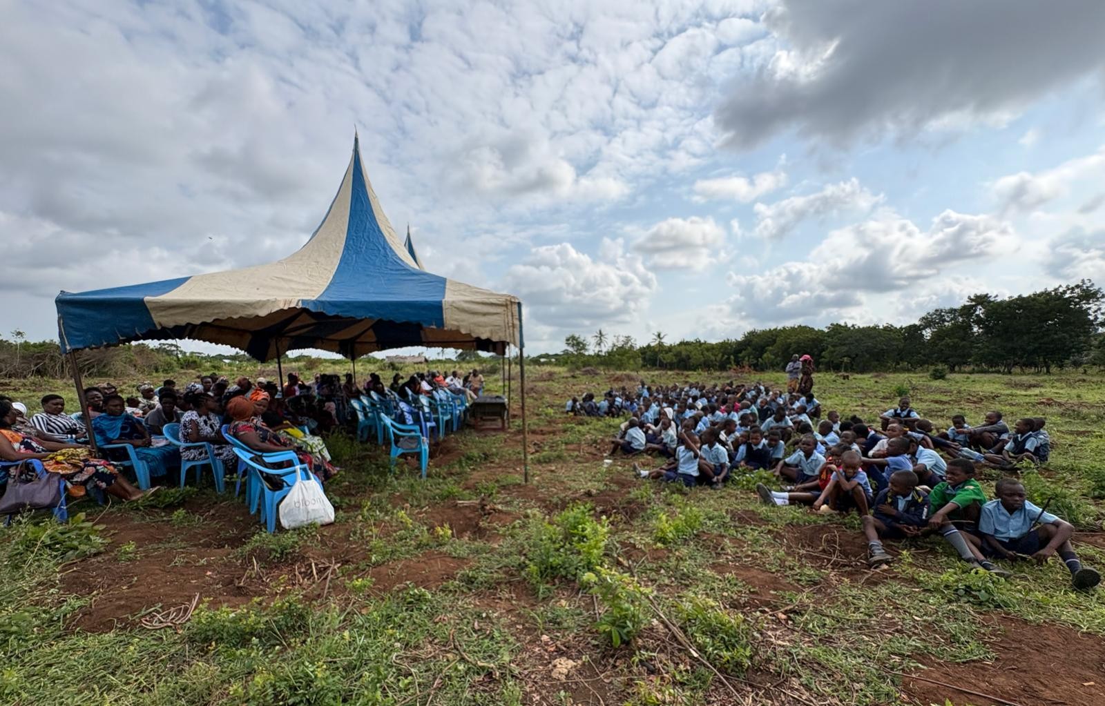 Una nuova scuola per i bambini di Gede: Merisha for Kenya posa la prima pietra