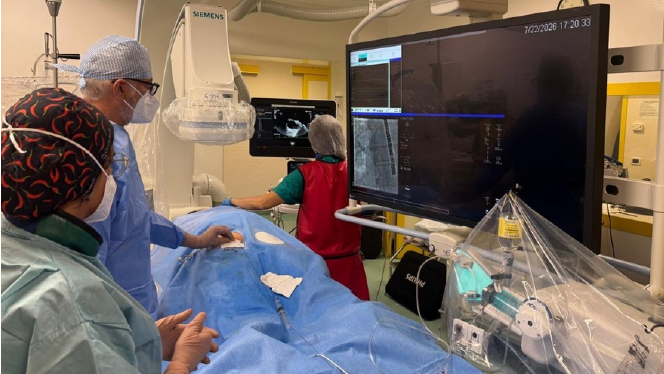 Sempre più cuore, sempre meno bisturi. Il Policlinico di Milano celebra i progressi nella cardiologia interventistica