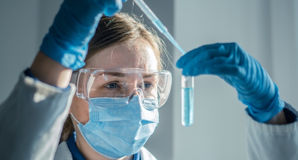 Sperimentazioni cliniche, l’Italia tiene ma cambia volto: cresce la ricerca internazionale, rallenta il no profit. Oncologia sempre al primo posto