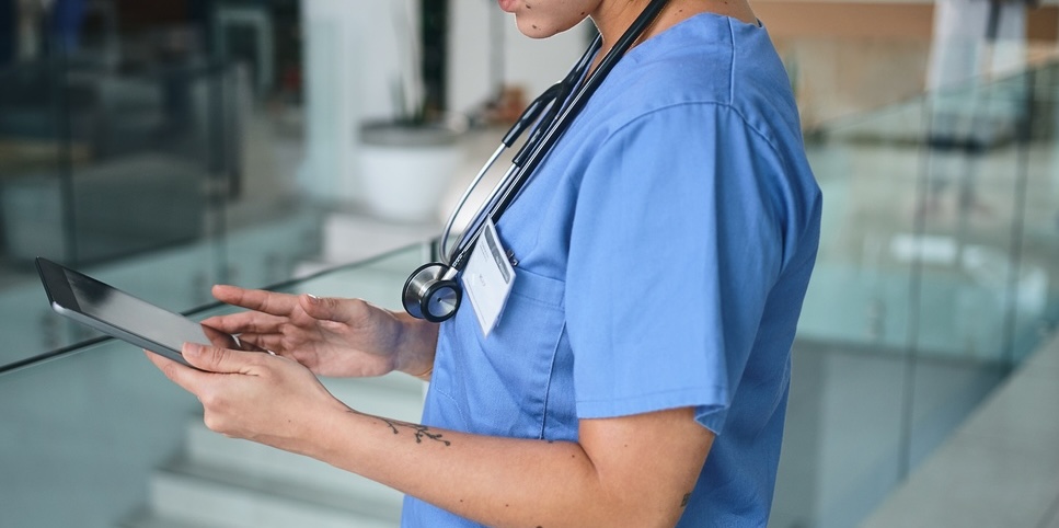 Case e Ospedali di comunità, Fp Cgil: “Servono 20 mila infermieri in più”. E chiede un piano straordinario di investimenti