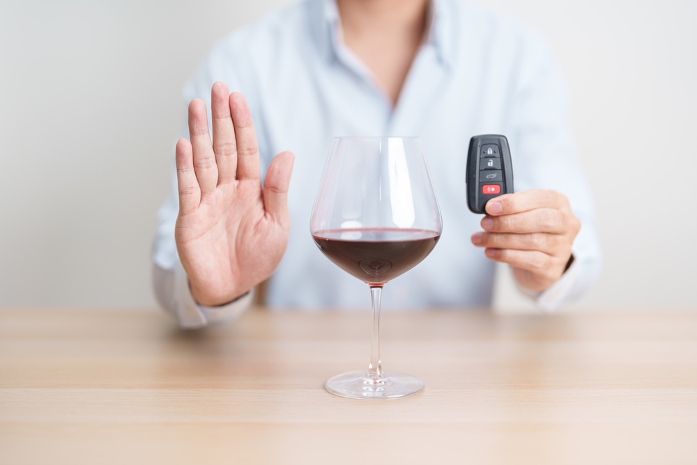 Guidare: non conta solo l’alcol. Uno studio italiano accende i riflettori sui solfiti del vino