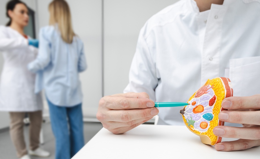 Tumore lobulare al seno, studio IEO: test genetico decisivo per la prognosi